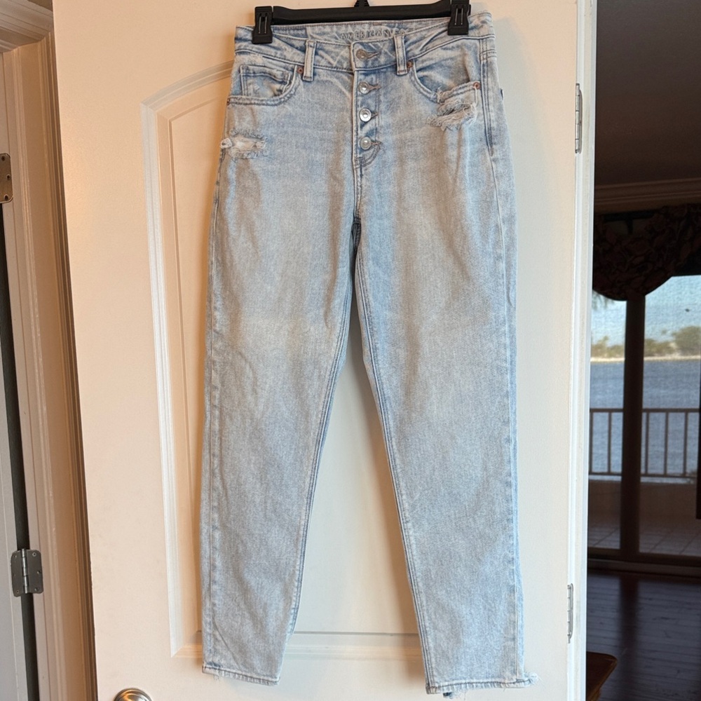 American Eagle Outfitters High Rise Light Blue Jeans